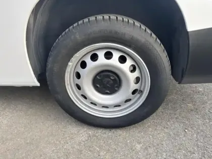 Photo 8 Peugeot Partner  XL 950 kg BlueHDi 130 ch S&S EAT8