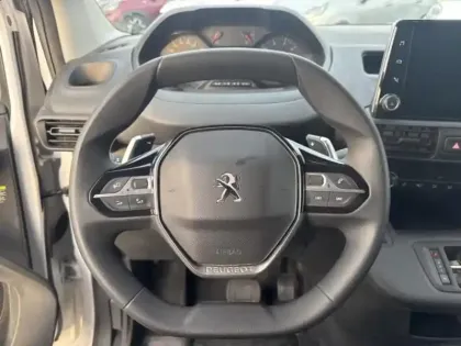 Photo 14 Peugeot Partner  XL 950 kg BlueHDi 130 ch S&S EAT8