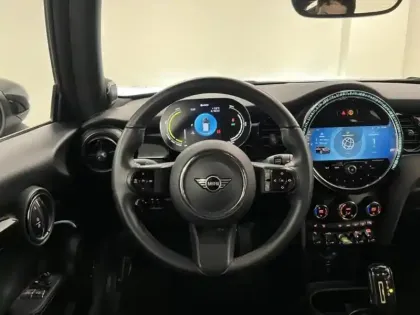 Photo 8 Mini Mini  Cooper SE 184ch Edition Premium Plus BVA 5CV