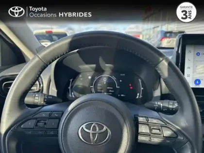 Photo 12 Toyota Yaris  116h Design 5p MY25