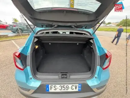 Photo 13 Renault Captur  1.6 E-Tech Plug-in 160ch Intens