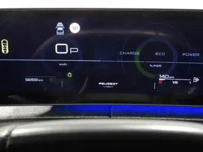 Photo 14 Peugeot 3008  1.2 Hybrid 136ch GT e-DCS6