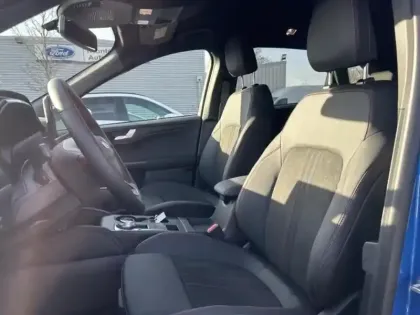 Photo 9 Ford Kuga  2.5 Duratec 180ch Hybrid FlexiFuel ST-Line X Powershift