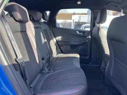 Photo 11 Ford Kuga  2.5 Duratec 180ch Hybrid FlexiFuel ST-Line X Powershift