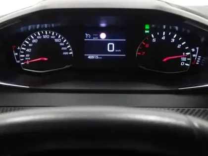 Photo 8 Peugeot 208  1.2 PureTech 100ch S&S Style 118g