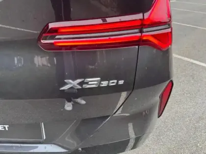 Photo 12 BMW X3  xDrive30e 299ch M Sport