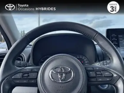 Photo 12 Toyota Yaris  116h Dynamic 5p MY22