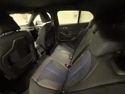 Photo 8 BMW Serie 1 Série 1 118i 136ch M Sport