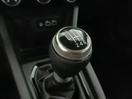 Photo 14 Renault Clio  1.5 Blue dCi 100ch Evolution