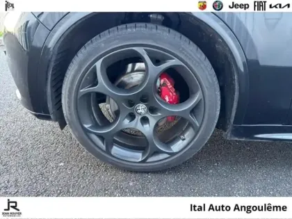 Photo 10 Alfa Romeo Stelvio  2.2 Diesel 160ch COMPETIZIONE AT8