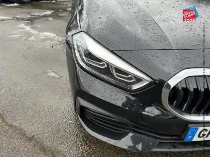 Photo 12 BMW Serie 1 Série 1 116iA 109ch Business Design DKG7