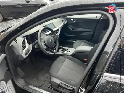 Photo 14 BMW Serie 1 Série 1 116iA 109ch Business Design DKG7