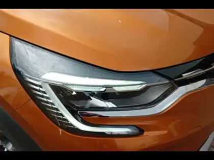 Photo 14 Renault Captur  1.6 E-Tech hybride 145ch Intens -21