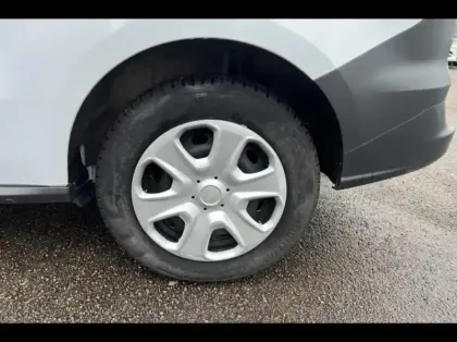 Photo 13 Ford Transit Courier  1.5 TDCI 75ch Stop&Start Trend Business