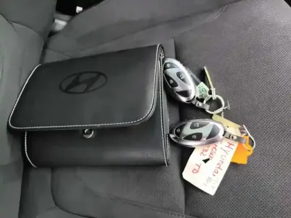 Photo 27 Hyundai Tucson  1.6 T-GDI 215 Hybrid BVA6