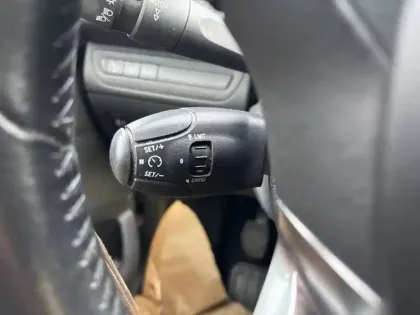 Photo 17 Peugeot 208  1.2 PureTech 82ch BVM5