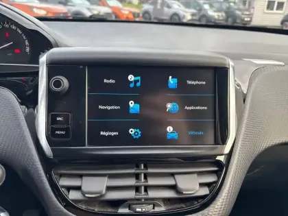 Photo 18 Peugeot 208  1.2 PureTech 82ch BVM5