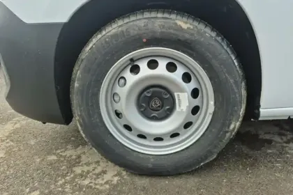 Photo 36 Peugeot Partner E- FOURGON M 136 CH AUT. 54 KWH CHARGE UTILE MAJOREE