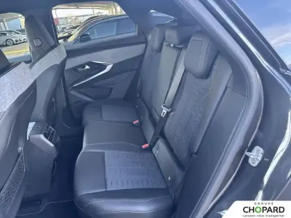 Photo 18 Peugeot 3008  Hybrid 145 e-DCS6