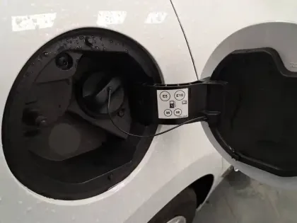 Photo 19 Renault Clio  E-Tech 140 - 21N