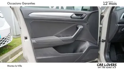 Photo 15 Volkswagen T-roc  1.0 TSI 110 Start/Stop BVM6