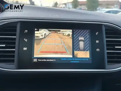 Photo 18 Peugeot 308  PureTech 130ch S&S EAT8