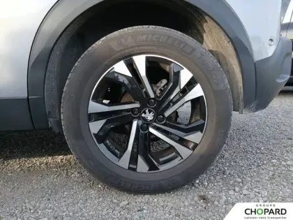 Photo 11 Peugeot 2008  PureTech 130 S&S BVM6