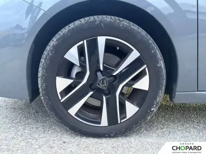 Photo 44 Peugeot 208  Hybrid 100 e-DCS6