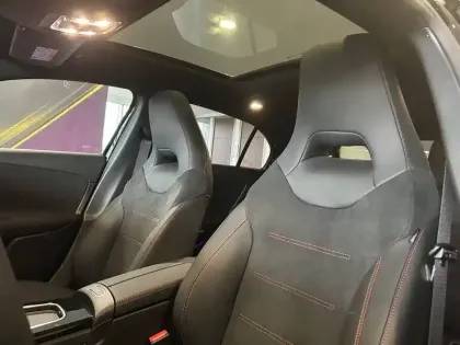 Photo 12 Mercedes Classe A  180 d 8G-DCT