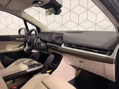 Photo 11 BMW Serie 2 Active Tourer 220i 170 ch DKG7