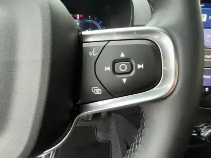 Photo 19 Volvo Xc40  B3 163 ch DCT7