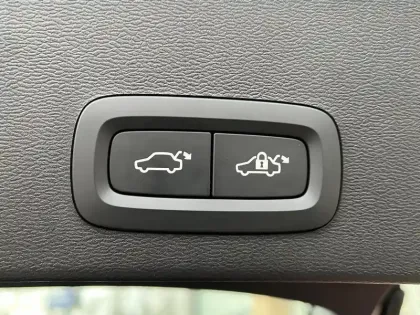 Photo 10 Volvo Xc40  B3 163 ch DCT7