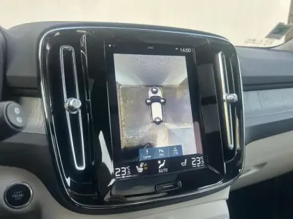 Photo 27 Volvo Xc40  B4 197 ch DCT7