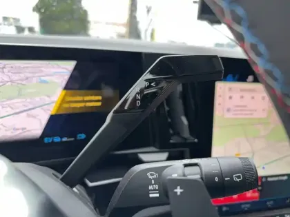 Photo 12 Renault Espace  full hybrid E-Tech 200 ch 7pl