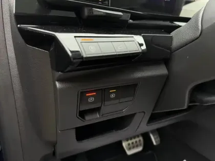 Photo 60 Renault Espace  full hybrid E-Tech 200 ch 7pl