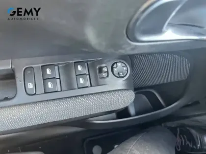 Photo 12 Citroën C3 Aircross  PureTech 110 S&S BVM6