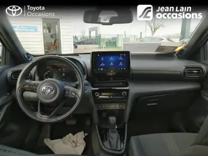 Photo 17 Toyota Yaris  Cross Hybride 116h AWD-i