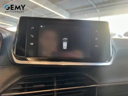 Photo 13 Peugeot 208  PureTech 100 S&S EAT8