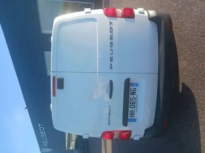Photo 14 Peugeot Expert  FGN M DIESEL 150 CH MANUELLE
