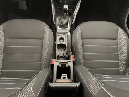 Photo 24 Dacia Duster  TCe 150 FAP 4x2 EDC