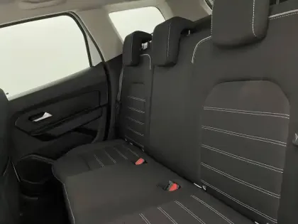 Photo 14 Dacia Duster  TCe 150 FAP 4x2 EDC