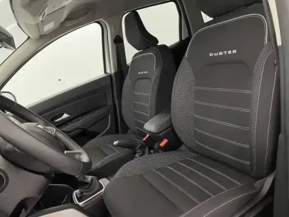 Photo 13 Dacia Duster  TCe 150 FAP 4x2 EDC