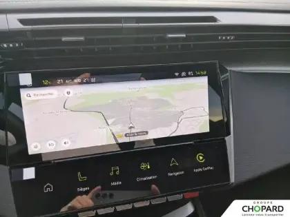 Photo 39 Peugeot 308  Electrique 55 kWh 156ch