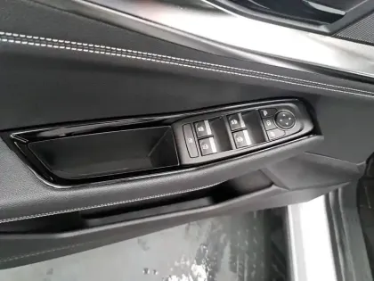 Photo 27 Renault Austral  E-Tech hybrid 200