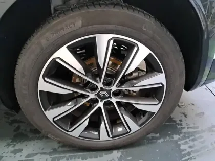 Photo 17 Renault Austral  E-Tech hybrid 200