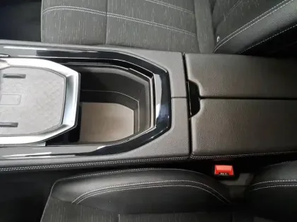 Photo 35 Renault Austral  E-Tech hybrid 200