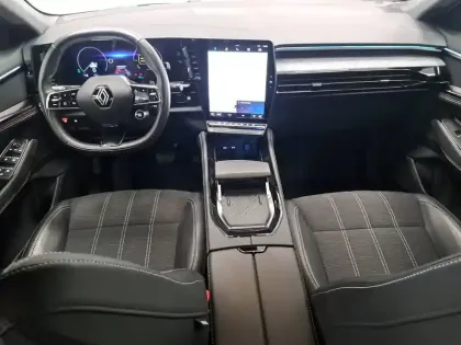 Photo 43 Renault Austral  E-Tech hybrid 200