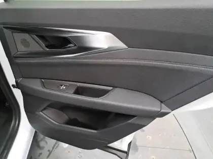 Photo 22 Renault Austral  E-Tech hybrid 200