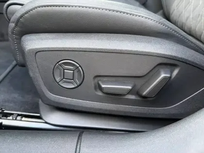 Photo 22 Audi A5  TDI Hybride 204 ch S tronic 7