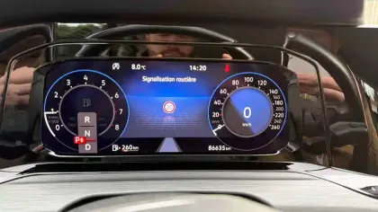 Photo 20 Volkswagen Golf  1.5 eTSI OPF 150 DSG7